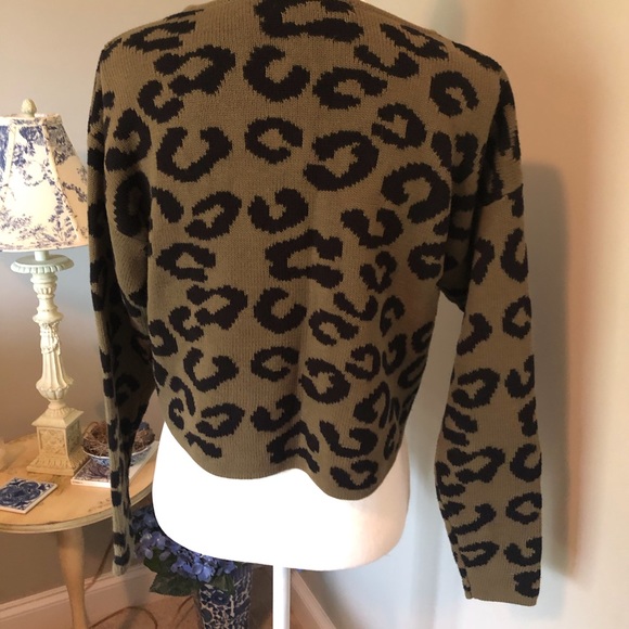 Kensie brand olive green and black leopard print sweater - Picture 6 of 11
